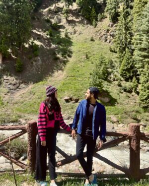 Zainab Shabbir Instagram - Just randomly talking about life and singing...
Thats usss😄
Happy birthdayyy
@thehamzashykhofficial ♥️🥳
Hope you get everything that your heart desires. Ameen