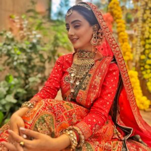 Zalak Desai Instagram - Ishq Hai Yeh, Ishq Hai!
Ishq Hai Yeh, Ishq Hai!
Khud se, Sab se, Jag se, Rab se!❤️😇🧿

Thank you for the beautiful clicks birthday boy @mazher.sayed ☺️

[Ishq Hai, Spread Love, Happiness, Smile, Lehenga, Wedding Look, Anupamaa, Khyati Kothari, Grateful, Blessed]