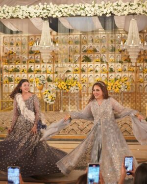 Zara Noor Abbas Instagram - Ufhhh This day was more than just a wedding - it was a celebration of love, family, and resilience. Despite the rain’s best efforts to dampen our spirits, we persevered and made this day unforgettable. 
Somethings I’ll never forget - running in and out of halls in the coldest day of Lahore, having rain washing away the decor and food stalls - watching my little brother become a husband and making sure his lady love was okay. The rain may have tried to ruin our perfect plans, but it only made this day more memorable. I’m so so grateful for the love and support of our family and friends who made this day so special. It would have been NOTHING without you all. My Event managers @zawaajevents and my @the_videographers Were the stars of the show. How they managed to capture everything and my Event person who made sure everything looked stunning even after the chaos. THANK YOU SO MUCH. Also a huge shout out to @ayesha.shoaib.malik for making my beautiful dress and giving me the perfect fit for my brothers walima. 

Apki shaaadi hogayeeee Amuuuu bhai, and Congratulations -  @ahmadabbasgill on finding your soulmate and @ssameen._ Welcome to the Family 🎉🥲 🫂🥲🧿🤍🪄