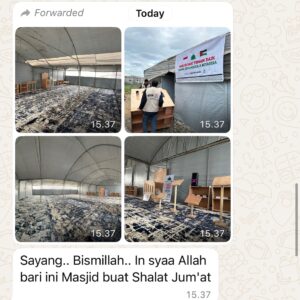 Zaskia Adya Mecca Instagram - Alhamdulillah 😭😭 maafin banget, posting foto begini di slide 1… Sangking banyak rasa di hatiku, kayanya ga cukup diungkapkan dengan jutaan kata2.. makasih, makasiiih, makasiiiiih banyaaak…

Atas izin Allah SWT, kita berhasil membangun masjid sementara di gz.. aku ga bisa kasi detail lokasinya disini 🙏🏻 liat semua temen baikk, kita bisa memfasilitasi para pejuang islam terdepan tempat untuk beribadah.. shalat, tahsin, berkumpul.. ditengah reruntuhan😭 dan sebentar lagi masuk Ramadhan.. terbayangkan olehku tempat ini akan dipakai untuk tarawih juga itikaf oleh orang2 pilihan Allah di tanah Syam 🥹🥹 

Ga putus doa untuk semua temen baik via @kitabisacom yang berpartisipasi dari bantuan - doa - atau sekedar share link di bio aku, semoga bantuan ini kelak menjadi Hujjah kita di akhirat yaaa🥹❤️ 

Teruntuk @_indadari_ sayang, makasih udah terus bergerak mencari tempat untuk kita berkontribusi.. semoga Allah berikan terus kesehatan juga kekuatan untuk kamu, supaya kita bisa terus mengambil bagian untuk berjuang di tanah Syam! 

Yuk, gerak lagi yukk.. rencana kita mau siapin makanan berbuka puasa sebulan penuh di Masjidil Aqso selama bulan ramadhan, mau ikutan?! Lgsg ke link di Bio aku yaaa… 🤗🤗 

#brbcrylagi super mellow bahagia terharu campur semua rasa 😭😭😭😭❤️❤️❤️❤️❤️