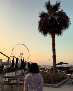 Zayn Marie Khan Instagram - Dubious in Dubai - Made in India 🏜️🌅🫰🏽