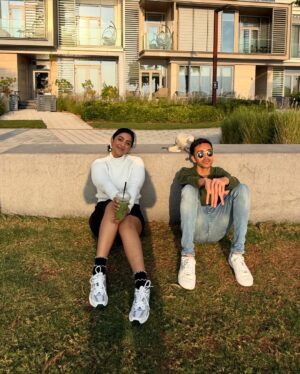 Zayn Marie Khan Instagram - Khan’t get enough (ZMK   MK   OK = 🌹🌅☀️🕶️) thank you, 2024, next 🎀🫰🏽