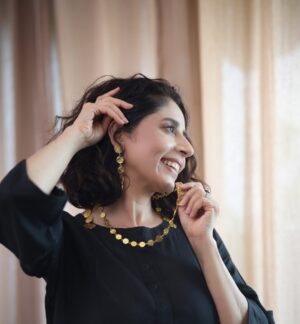 aiana jain Instagram - Found a lovely jewellery brand @esacontemporaryjewellery !! 
Thank me later !!!
.
.
.
.
.
.
.
.
.
.
.
.
.
.
.
.
.
.
.

.
. #aianaj #aianajsays #aianajloves #esacontemporaryjewellery #jewllerylover #love #find #count #divine