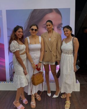 alisha pekha Instagram - At the unveiling of the rich, opulent and sensual rose of Chloé L’Eau de parfum intense……more powerful than ever. 
Floral fragrance for a strong,free and graceful Chloé woman 
♥️♥️♥️
Thank you team @cotyinc @tarzbeauty @sephora_india @chloe 
#wearchloe #chloeparfum #theallyedit