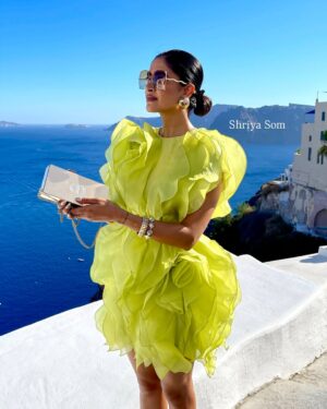 alisha pekha Instagram - It’s been my pleasure wearing these beautiful clothes by these fabulous Homegrown brands. 💚🩷💜🧡♥️🩵💛Outfits that made me feel sexy and confident and made everything look better.  You know clothes have a way to do that. Not only elevate your mood but even your surroundings. 
All names have been tagged. Please see their page and consider them for your next buy. 
.
#homegrown #holidayfashion #holidayoutfit #vacationoutfit #weekendoutfit