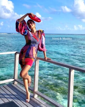 alisha pekha Instagram - It’s been my pleasure wearing these beautiful clothes by these fabulous Homegrown brands. 💚🩷💜🧡♥️🩵💛Outfits that made me feel sexy and confident and made everything look better.  You know clothes have a way to do that. Not only elevate your mood but even your surroundings. 
All names have been tagged. Please see their page and consider them for your next buy. 
.
#homegrown #holidayfashion #holidayoutfit #vacationoutfit #weekendoutfit