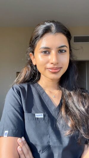 dharshini sudhakar Instagram - Based on true events 🥲😂!!!
🧿

#dxb #uae #uaelife #uaetamil #tamil