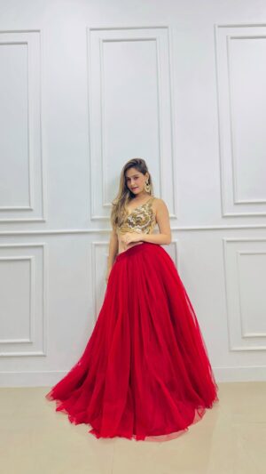 himanshi sharma Instagram - 👀❤️

#terebinanaguzarae @joshbrar 
#trending #trendingreels