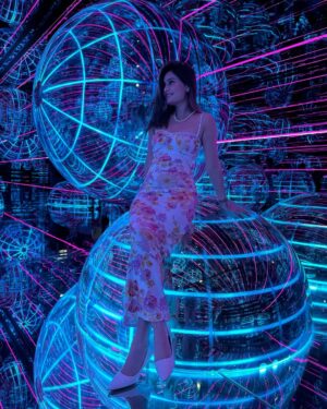 himanshi sharma Instagram - Shining bright like these disco balls✨

#AyaUniverse #DubaiAttractions #ExploreDubai #DubaiDiaries #DubaiLife #VisitDubai #DubaiTourism #DubaiAdventures #DubaiMagic #DubaiWonders #IncredibleDubai #DubaiExperiences #DubaiArt #DubaiVibes #DiscoverDubai