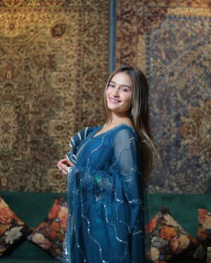 himanshi sharma Instagram - 🧿

📸: @saifraza2731 
  @_the_ss_studio__