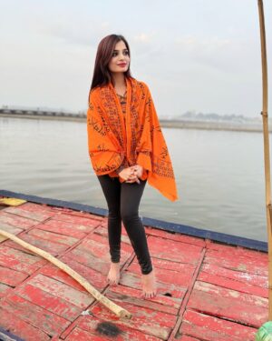 sonal Agarwal Instagram - महाकुंभ में स्नान करने का सौभाग्य प्राप्त हुआ 🔱 🧡 
.
.
#prayagraj #mahakumbh #khumbh #mahakumbh2025 #prayagrajkumbh #allahbad