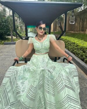 sonal Agarwal Instagram - 🌹💚