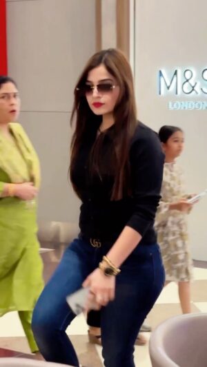 sonal Agarwal Instagram - Public Reaction 🔥 
.
.
#reels #trending #explore #viral