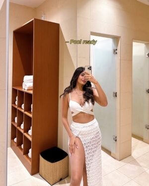 soundarya thakur Instagram - This set just made pool days better, thanks to @a.la.modebyakanksha 🤍

 #swimstyle #swimwearfashion #poolsidechic #bikinigoals #swimwearset #vacationvibes #swimstyle #bikinitime #poolsidefashion #mirrorselfie #swimwearindia #soundaryathakur #formocloset