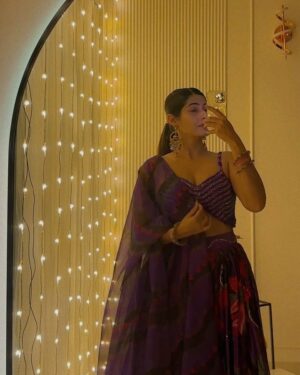 soundarya thakur Instagram - Festive Highlights: Outfits & Decor Recap ✨
(Comment your favourite look 🫶) 

Outfit 1. Pre stitched Red saree @myntra 
Outfit 2. Floral Crop-top Skirt set @payal_zinal 
Outfit 3. Silver Saree @myntra 
Outfit 4. Green Sharara set @houseofpataudi 
Outfit 6. Green Lehenga Set @houseofjamoti 
Outfit 7. Floral Lehenga @payal_zinal 
Outfit 8. White Chikankari Saree: Custom Made 
Outfit 9. Purple Floral Lehenga @myntra 

#festiverecap #diwalithrowback #festivewear #festiveseason #festivevibes #festivedecor #delhifashionblogger #fashioninfluencer #festivemood #soundaryathakur #formocloset