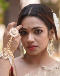 Actress vaishnavi naaiyak HD Photos and Wallpapers March 2025