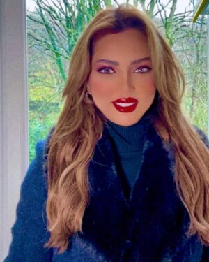 Abeer Ahmed Instagram - ‏‎عبير_أحمد #عبير_احمد # النون ومايعلمون #قلم_رصاص #الكويت #السعوديه #غسيل #الإمارات #البحرين #عمان #قطر  #عافك_الخاطر  #حضرة_الموقف #سرك_الخافي #الناموس #حضن_الشوك #كلام_أصفر #مع_حصة_قلم #قلوب_لاتتوب #كالوس #الحريم #ابشر_بالسعد # قناة_دبي #قناة_إم _بي_سي #قناة_الظفره #تلفزيون_الكويت #قناة_أبو_ظبي 
‏‎‏#abeer_ahmed #3abeer_a7med  #kuwait #mbc #explore