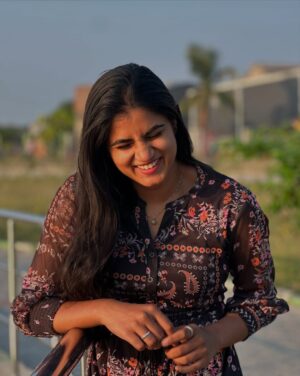Abi Instagram - Let’s us grow…🌱♥️ #thefaceofabi #thefaceofabifamily #love #she #girl #tamilponnu
