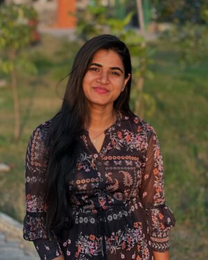 Abi Instagram - Let’s us grow…🌱♥️ #thefaceofabi #thefaceofabifamily #love #she #girl #tamilponnu