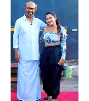 Aishwarya Venka Instagram - Thalaivar Dharisanam @rajinikanth 🙏🏻🫶🏻

What More could I Ask For ? 🥹 Truly Blessed And will Cherish This Forever ! 🫶🏻 #thalaivarnirantharam 🤍 
From being A Diehard Fan to Dancing next to Him ! Truly a blessing 🤍 
From The Sets Of #coolie ♥️

Thank you - @iamsandy_off master ♥️

#thalaivar #rajinikanth #superstar #rajinikanth😎 #coolie #rajini #thalaivarswag #kaala #tamil #south #cinema #trending #trendingnow @superstar_rajini_fanz @rajinistforever @rbsi_rajini #rajinikanthstyle #baba #love #foryou #🧿
