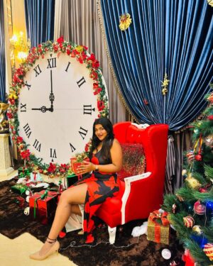 Aishwarya Venka Instagram - Merry Christmas 🎄🎁🤌🏻 

Let’s Make Memories that Will Last A Lifetime ! Christmas magic is in The Air 🖤🤌🏻

#newpost #trending #happiness #christmas #christmastree #santa #pattaya #pattayathailand #thailand🇹🇭 #merrychristmas🎄 #christmaspic #love