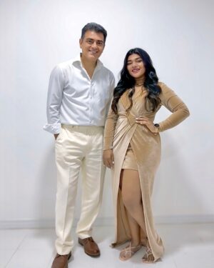 Aishwarya Venka Instagram - With One And Only “ THALA” 😎 
The Man Of simplicity ! 

@thailand 🇹🇭

#ak #vidamuyarchi #ajithkumar #trending #ak62 #trendingpost #bangkok #pattaya #thailand #movie #ajithshalini #thalaajith #thala #ajitheykadavule #ajithkumar #ajithfansclub @ajithkumar.0fficial @ajithfanscommunity_ @ajith_fan_boy_offical_ @thala_official @ajith_fans_club_afc