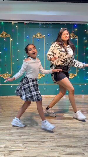 Akshitha Ashok Instagram - Loved dancing with u 🫂@_manha_nehrin 

#insta #instareels #reels #reelstrending #trending #viralreels