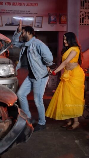 Akshitha Ashok Instagram - Matta 💛💛
 Vc @selva_sk_dop 

@actor_avinash_official 

#goat #matta #yellowsaree #trending #reelstrending
