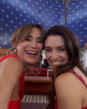 Alejandra Fosalba Instagram - Fin de🎬 “Juego de Ilusiones”y yo solo puedo agradecer por el lindo trabajo, por compartir con tantos compañeros talentosos y buena onda. Por supuesto agradecer a todos los que nos acompañaron desde sus casas🙌🏻 Gracias vida 🩷