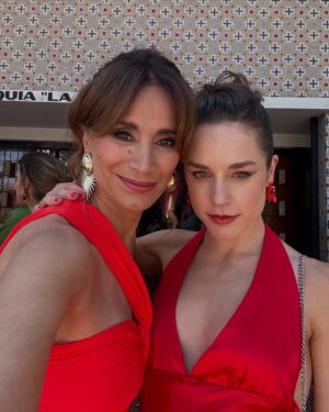 Alejandra Fosalba Instagram - Fin de🎬 “Juego de Ilusiones”y yo solo puedo agradecer por el lindo trabajo, por compartir con tantos compañeros talentosos y buena onda. Por supuesto agradecer a todos los que nos acompañaron desde sus casas🙌🏻 Gracias vida 🩷
