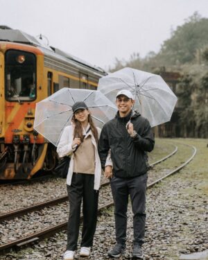 Alex Gonzaga Instagram - Last February we had a quick trip to Taiwan after everything that happened. Kahit sobrang busy nakapaglaan parin ang asawa ko ng ganitong oras. Thank you @mikee_mo at sorry dahil pabebe asawa mo 🫣 Full vlog #Linkinmybio 

Thank you for this tour @smbtravel 🫶🏼