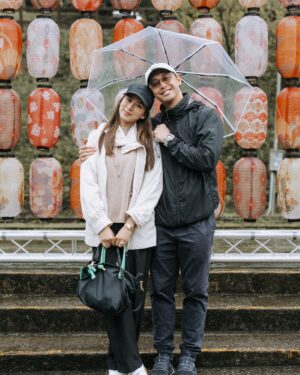 Alex Gonzaga Instagram - Last February we had a quick trip to Taiwan after everything that happened. Kahit sobrang busy nakapaglaan parin ang asawa ko ng ganitong oras. Thank you @mikee_mo at sorry dahil pabebe asawa mo 🫣 Full vlog #Linkinmybio 

Thank you for this tour @smbtravel 🫶🏼