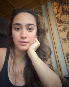 Alexandra T. Gottardo Most Liked Photos and Posts