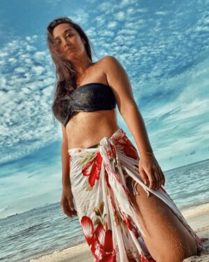 Alexandra T. Gottardo Instagram - Enjoy the beauty of a sunset, nature farewell kiss for the night 🏝️