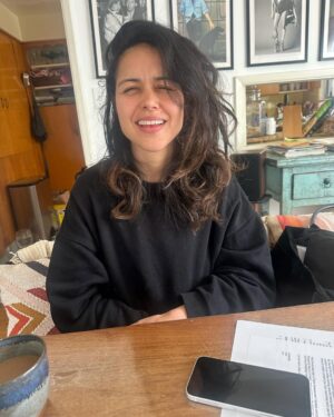 Alyssa Diaz Instagram - April starts