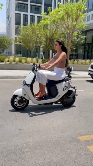 Amal Bouchoucha Instagram - Do You Dare? 😌 🛵 
#AmelBouchoucha #امل_بوشوشة