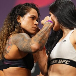 Amanda Nunes Instagram - 🦁🔥😜