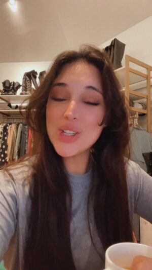 Amelia Vega Instagram - 