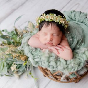 Amelia Vega Instagram - Baby Nova 🧸🎀✨ ⁣  Swipe 👈🏻
⁣
#10DaysOld #Baby4 #MyBaby #NovaHorfordVega #PartyOf6⁣⁣