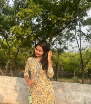 Anchana Nethrun Instagram - Okay last post💛👀

#anchana #kurti #nofilter  #trending