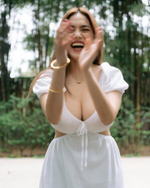 Andrea Torres Instagram - Energy check ☀️😃💛