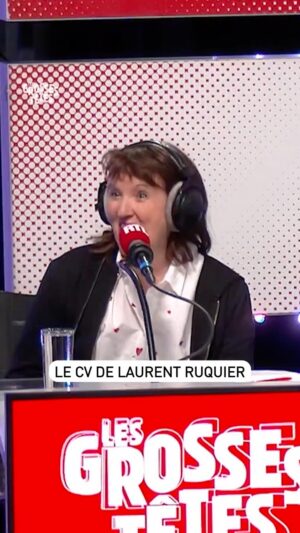 Anne Roumanoff Instagram - Qui est le plus diplômé des Grosses Têtes ? Anne Roumanoff défend son CV face Laurent Ruquier 🤣
•
•
#rtl #lesgrossestêtes #laurentruquier #anneroumanoff #drole #humour #cv #diplome