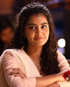 Actress Anupama Parameswaran HD Photos and Wallpapers March 2025