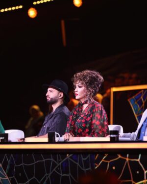 Asma Lamnawar Instagram - إطلالتي الليلة 🍒 ببرنامج ستارلايت مرحلة المواجهة ⚡️. 
@2mtv @starlight_maroc 
@anas.yass @roshimakeup @betty.hairstylist @yacinelmnawar 
@fouad_benyahya
