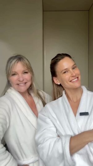 Bar Refaeli Instagram - 2 דורות לאותה רוטינה ♥️