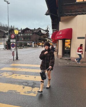 Bassma Boussel Instagram - At the end it’s just you & your silly life , go on , live it the way you want and be the person you wanna be 🤍❄️🌬️