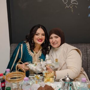 Bouchra Okbi Instagram - الله لا يحرمنا منّ الأحباب 🍀🍀🍀
و من المحبة الصادقة الصافية 🙏🙏
Photos prise by @onevision.photographie