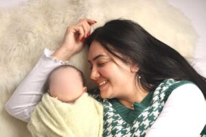 Bouchra Okbi Instagram - الخالة ❤️..
إسم آخر للحب ❤️.
و قطعة من الأم ❤️❤️❤️.

شكرا @studio_baby_honey_ 
Pour le shooting magnifique