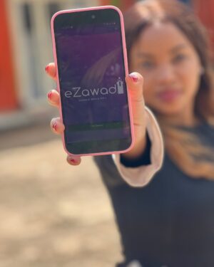 Brenda Wairimu Instagram - Socks? Again??? How about you let them decide what they’d like, with eZawadi on the M-PESA APP, gift them a voucher, and they decide what to buy!!! eZawadi is a voucher that can be redeemed at 1 million plus outlets or any till or paybill across Kenya , fueling stations, restaurants and more, a unique way to gift loved ones without any cliche surprises (socks 😂) and you get 5% cashback for any voucher worth 500 KShs or more 

*Max cashback 5,000 KShs

I’m adding the link on my stories to download the MPESA app, and just like that, your gifting game goes from 0️⃣ to 💯!!! With @m_pesakenya and @ezawadi_ke 🍀🍀🍀

#Ad