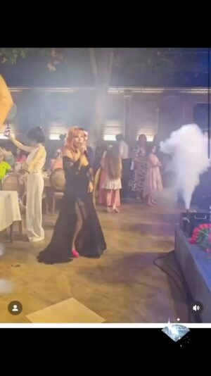 Brilliant Dadaşova Instagram - @merryband.music  sizinlə və gözəl tamaşaçılarımla həyat çox gözəli.  @cidirbaku  Makeup @anar.malik999  Saç @hagina_salon  Production @caspian_media_group 🥰🥰🥰